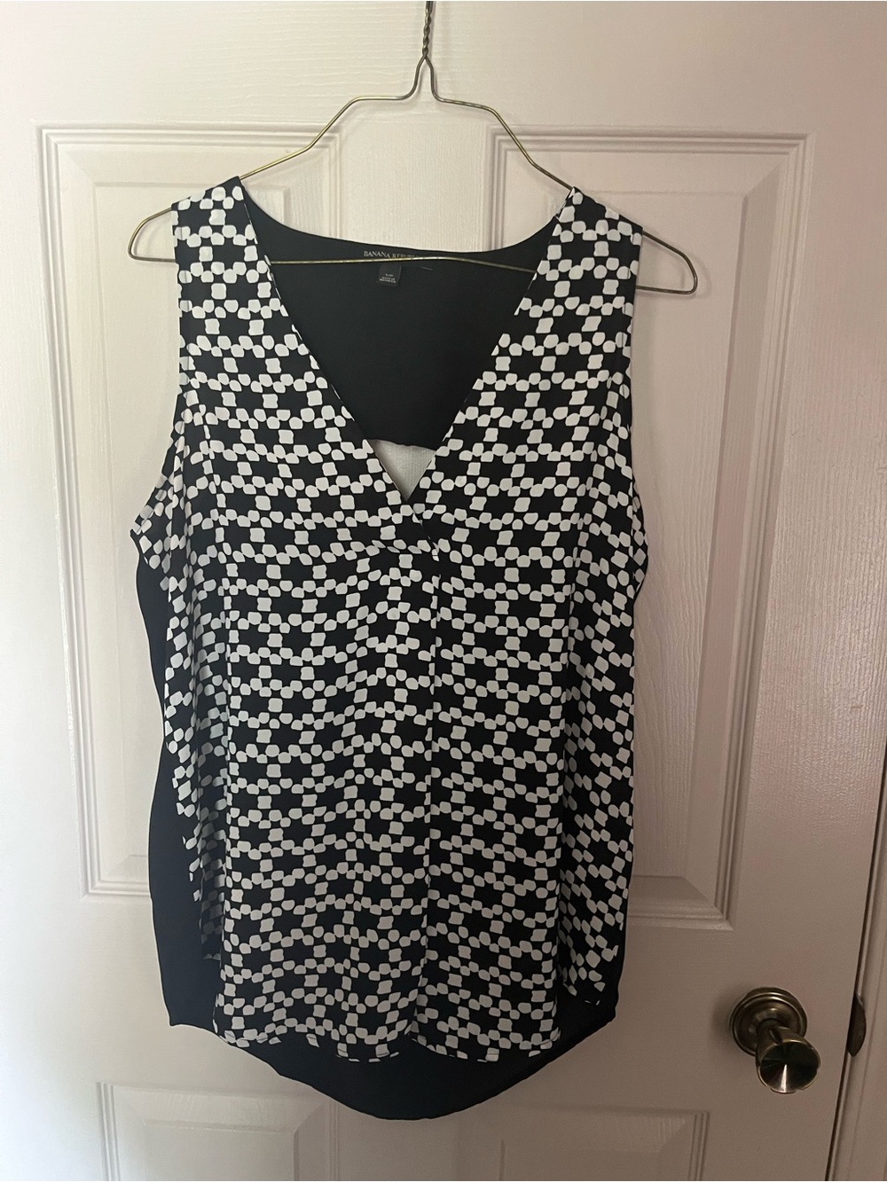 Banana Republic Black & White Patterned Sleeveless Cowl Back Tank Sz S GUC